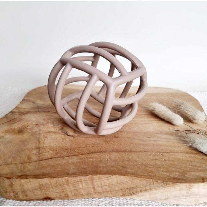 Boule moteur souple en silicone - Sable - Babynouch