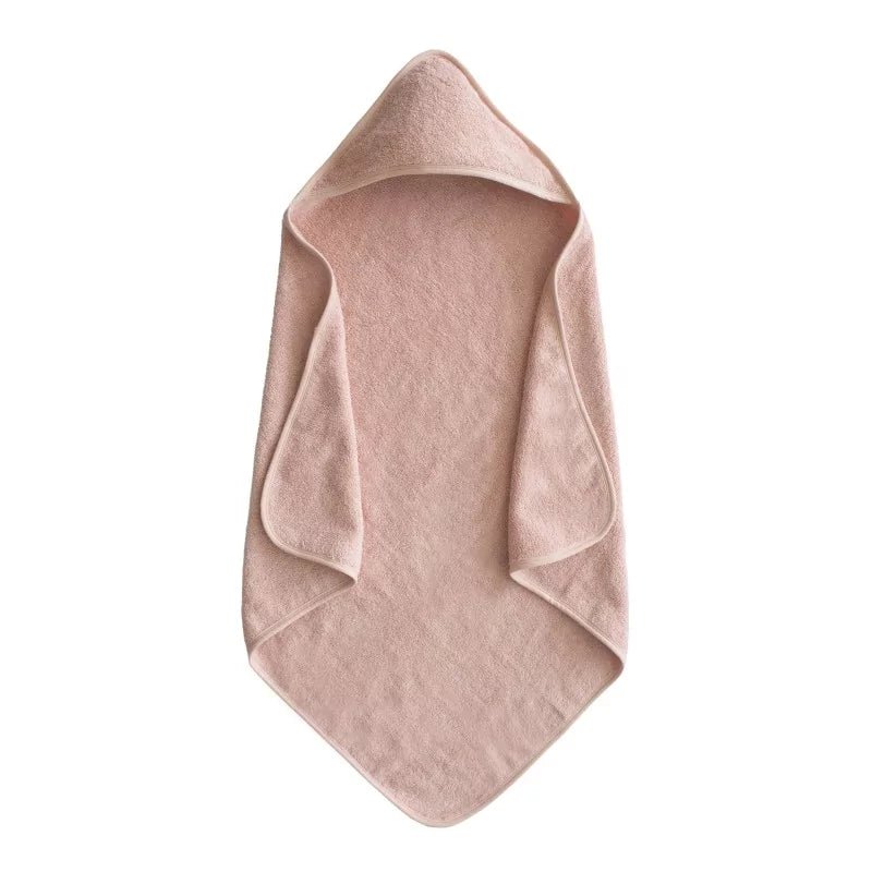 Serviette à capuche Mushie - couleur blush - Babynouch